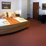 Heidekoenig 3*