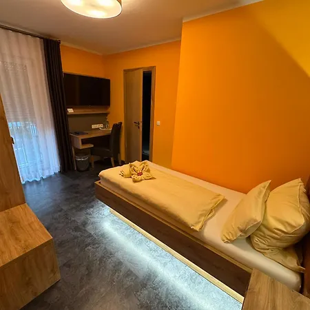 Heidekoenig ホテル ツェレ