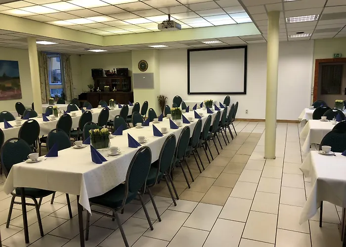 ホテル Heidekoenig ツェレ